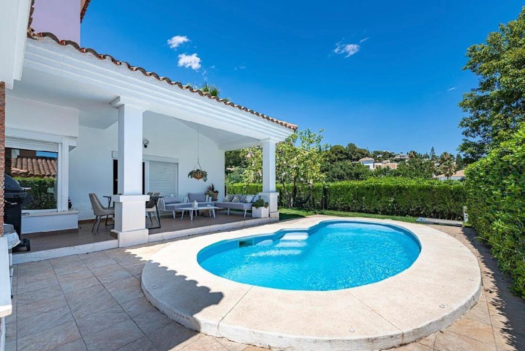 Villa Benalmadena, Av. Del Higueron Exterior photo