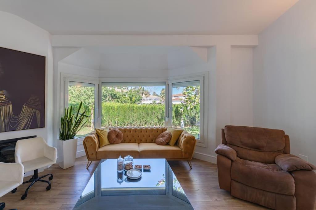 Villa Benalmadena, Av. Del Higueron Exterior photo